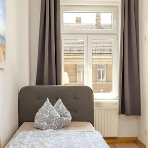 Your Sunny Castle Apartment